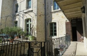 SOUTH ARDECHE superb 17-19 th Town House courtyard terraces swimming pool