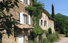 Suze small hamlet of Crest Drôme