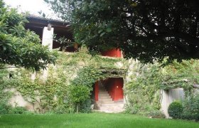 Bourgeois home in Laudun - Gard