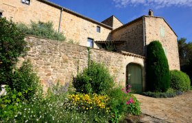 ARDECHE MERIDIONALE Restored house in a hamlet