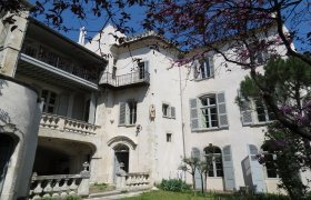 Ardeche Meridonale,  elegant townhouse nestled XVIIe-XVIIIe, 30’ Montelimar