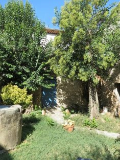 SOUTH ARDECHE Outstanding  17th century Town House with a garden