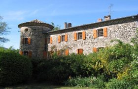 Strong House in St Vincent de Barres - Ardeche