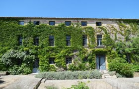 Castle Truel in Roquemaure Gard